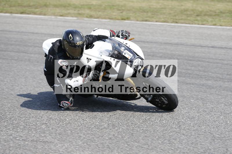 /Archiv-2025/49 26.08.2025 Cornu Master School ADR/blau-bleu/1